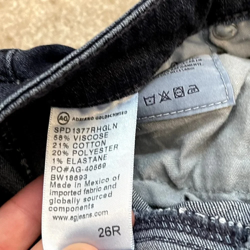 AG Adriano Goldschmied The Stevie Ankle Jeans (Raw Hem) - 26R